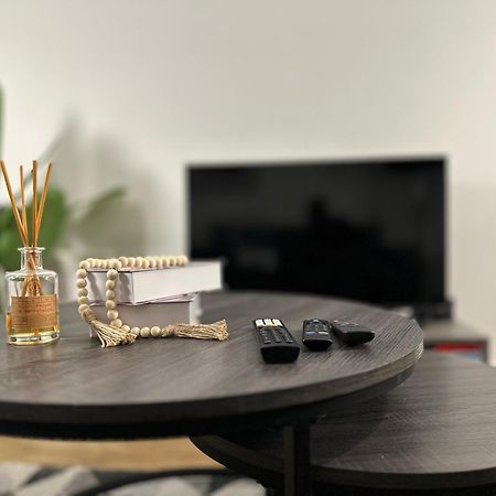 Cozy City Centre Apartment With Free Parking And Free Gym Birmingham Buitenkant foto