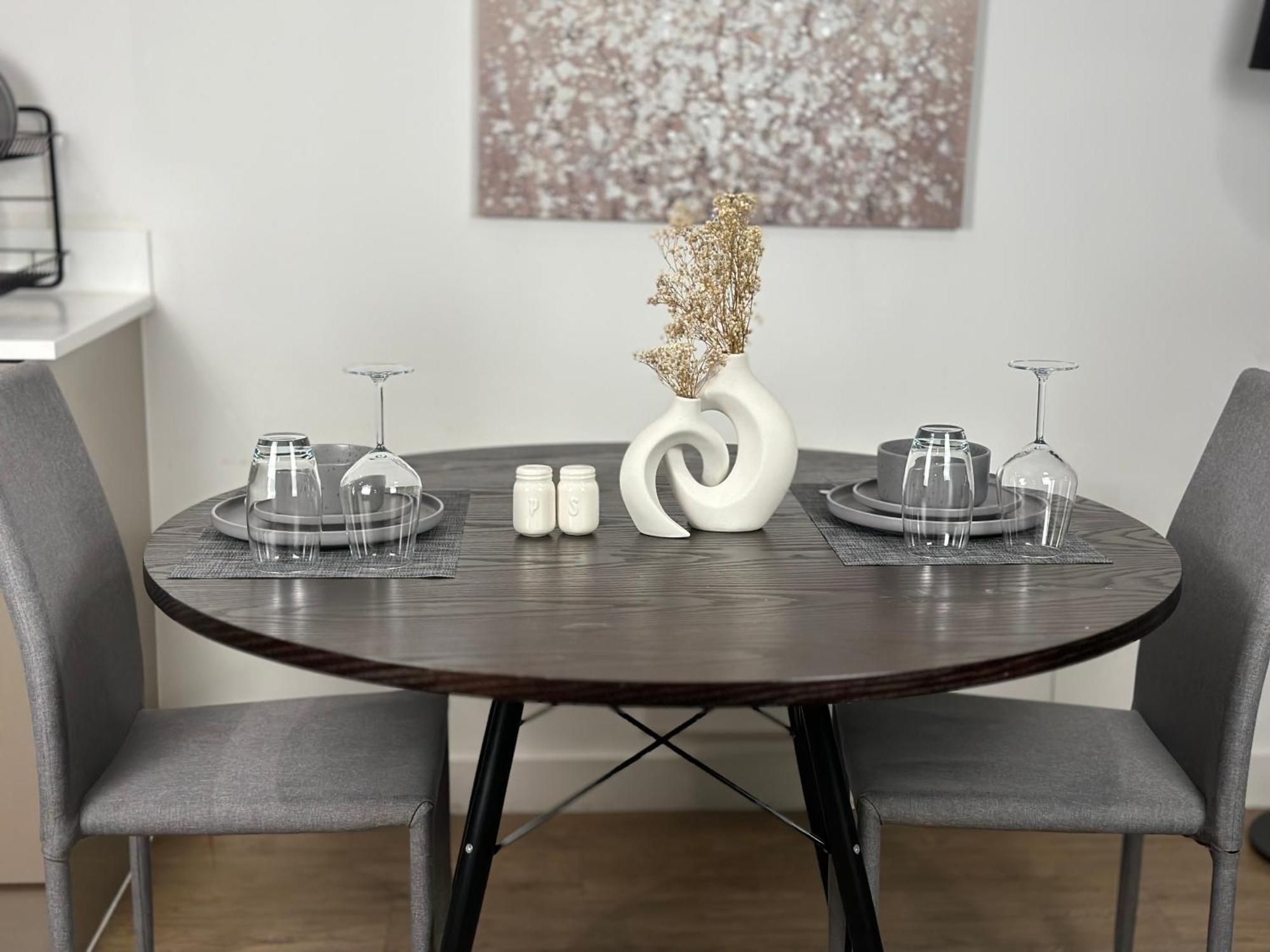 Cozy City Centre Apartment With Free Parking And Free Gym Birmingham Buitenkant foto