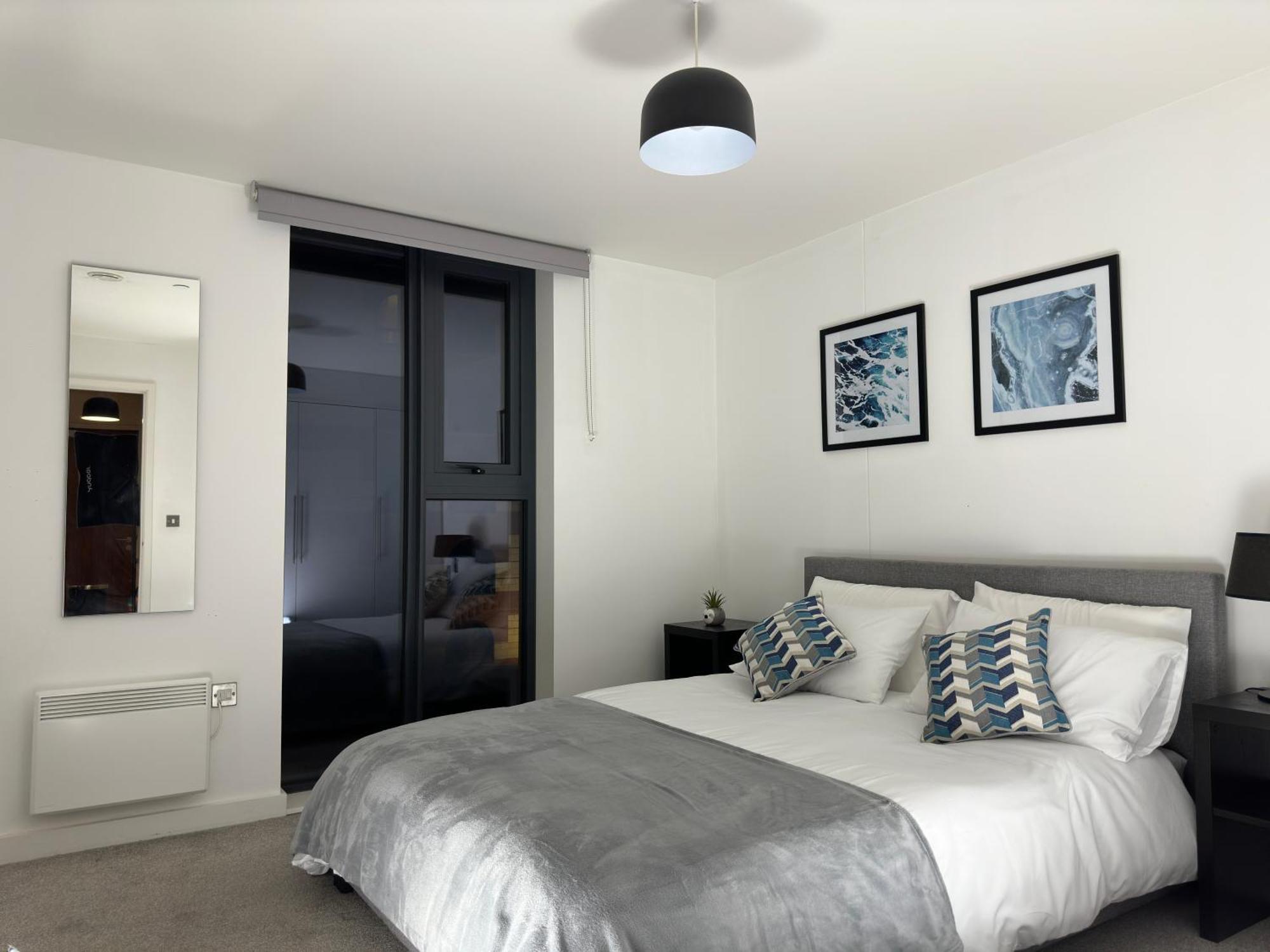 Cozy City Centre Apartment With Free Parking And Free Gym Birmingham Buitenkant foto