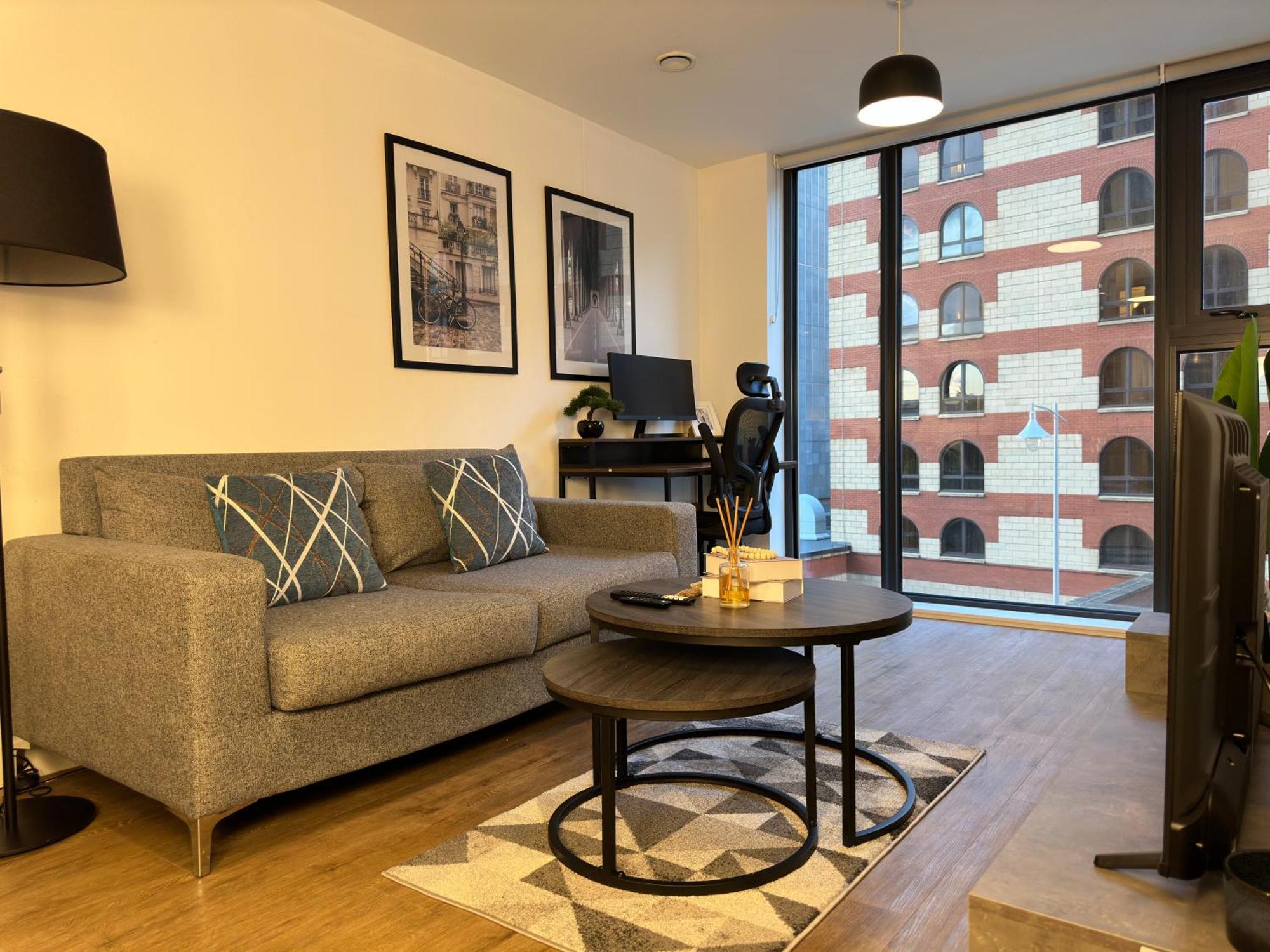 Cozy City Centre Apartment With Free Parking And Free Gym Birmingham Buitenkant foto