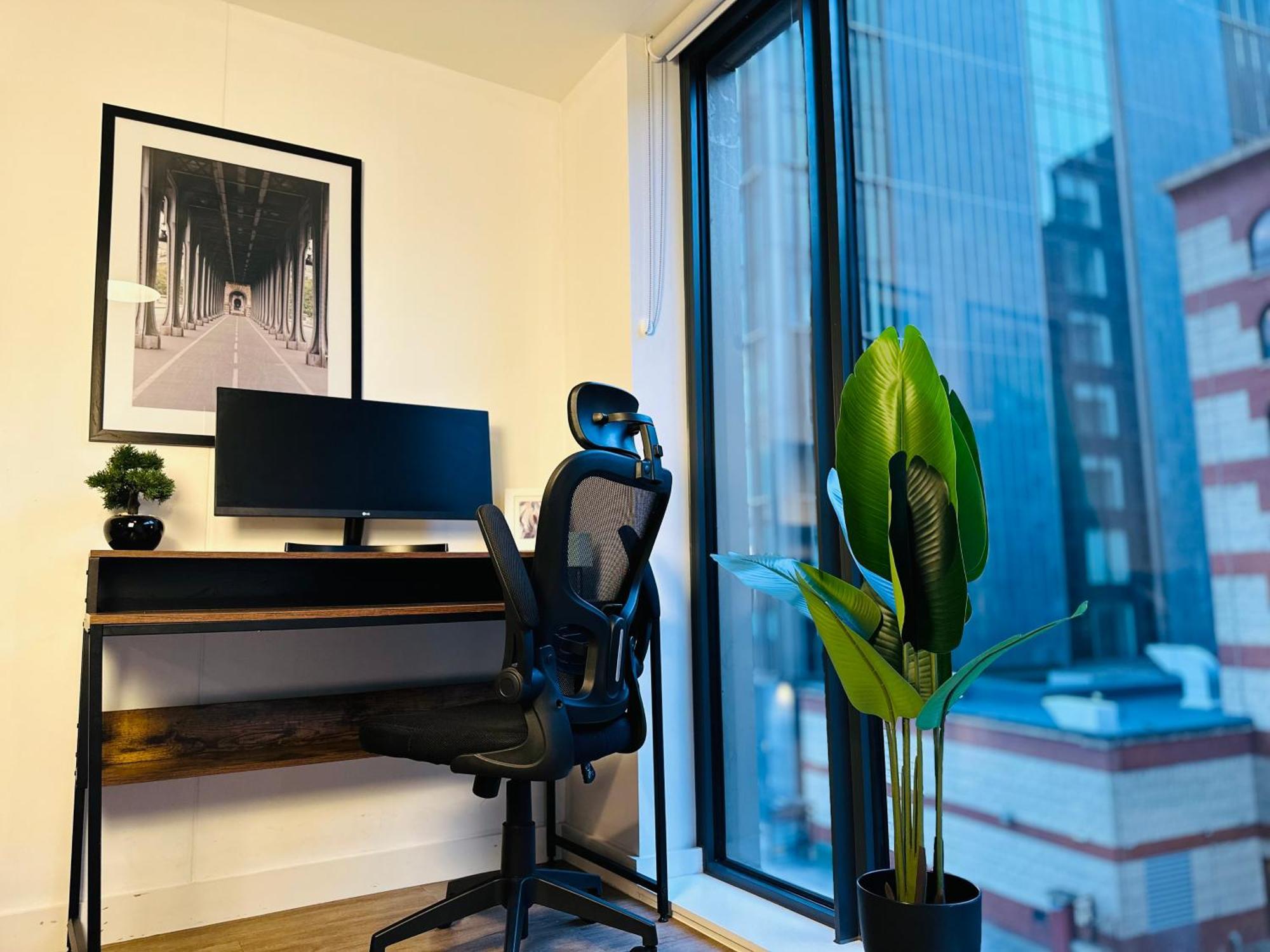 Cozy City Centre Apartment With Free Parking And Free Gym Birmingham Buitenkant foto