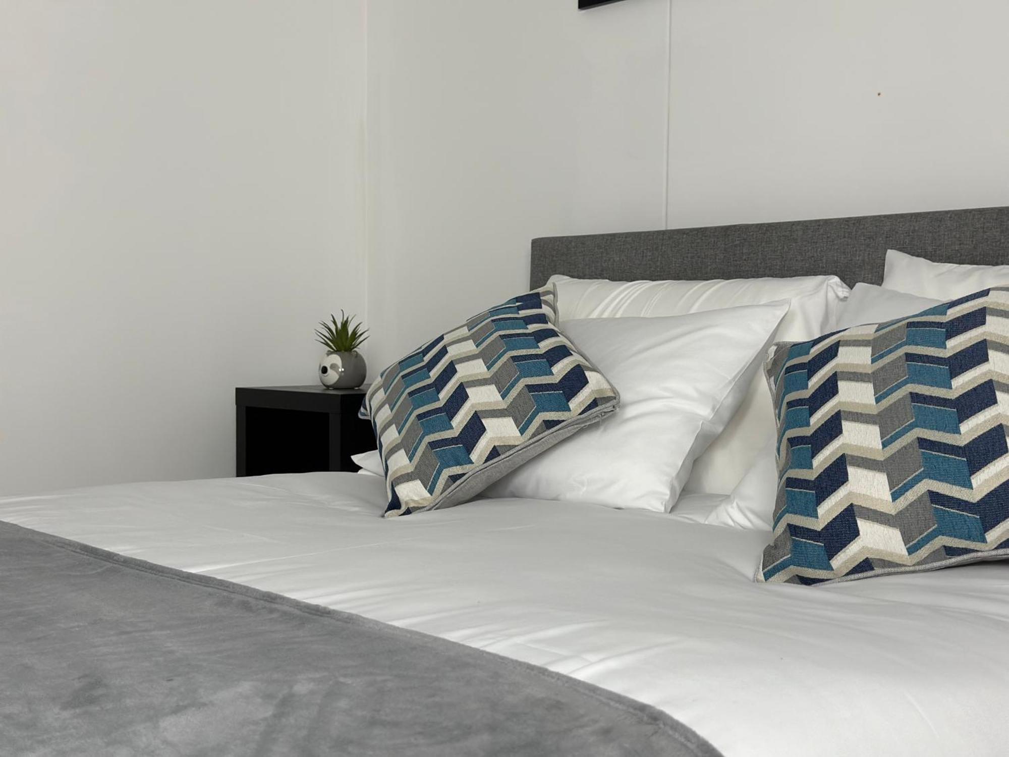 Cozy City Centre Apartment With Free Parking And Free Gym Birmingham Buitenkant foto