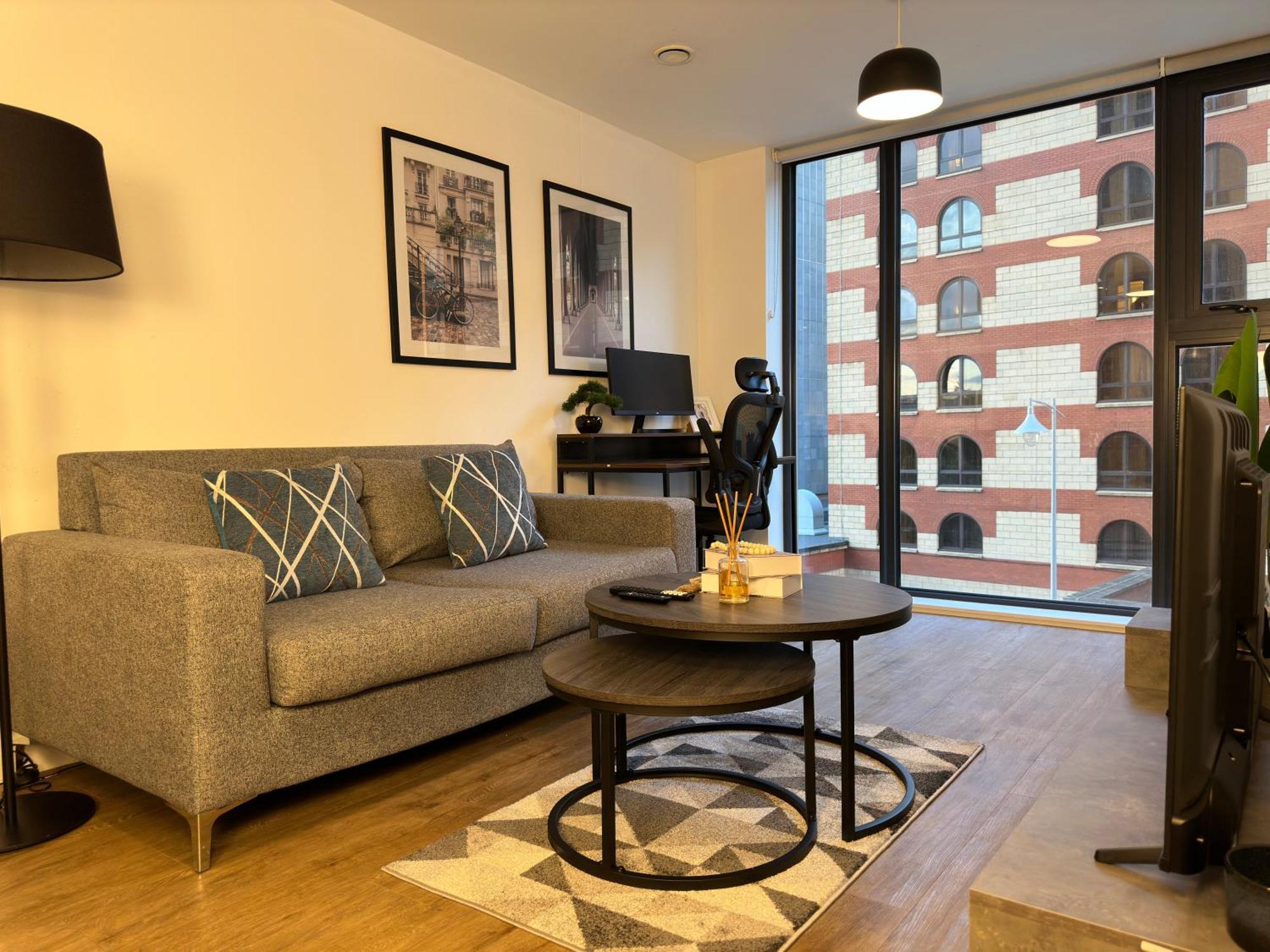 Cozy City Centre Apartment With Free Parking And Free Gym Birmingham Buitenkant foto
